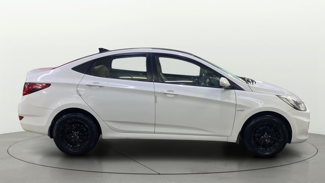 View Hyundai Fluidic Verna Image 26 Used Hyundai Fluidic Verna Image 26