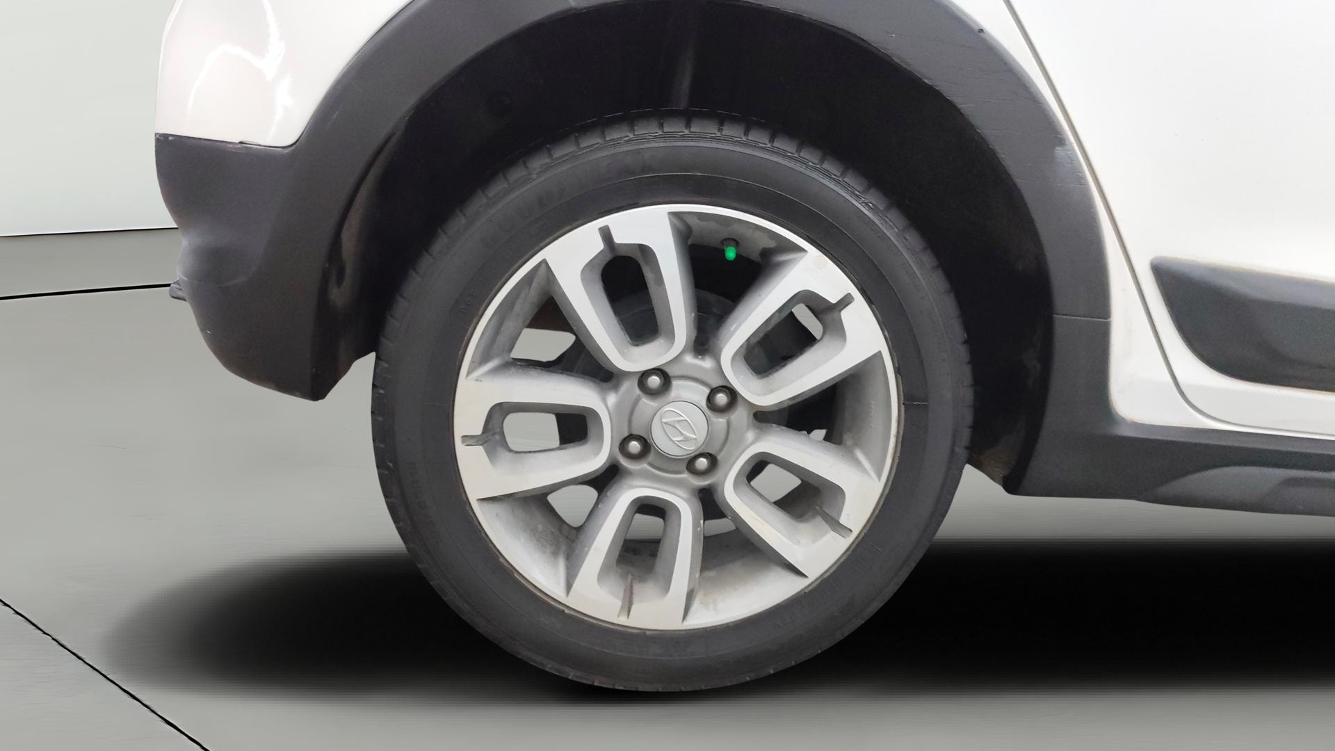 View 2017 Hyundai i20 Active 1.2 SX Image 24 Used 2017 Hyundai i20 Active 1.2 SX Image 24