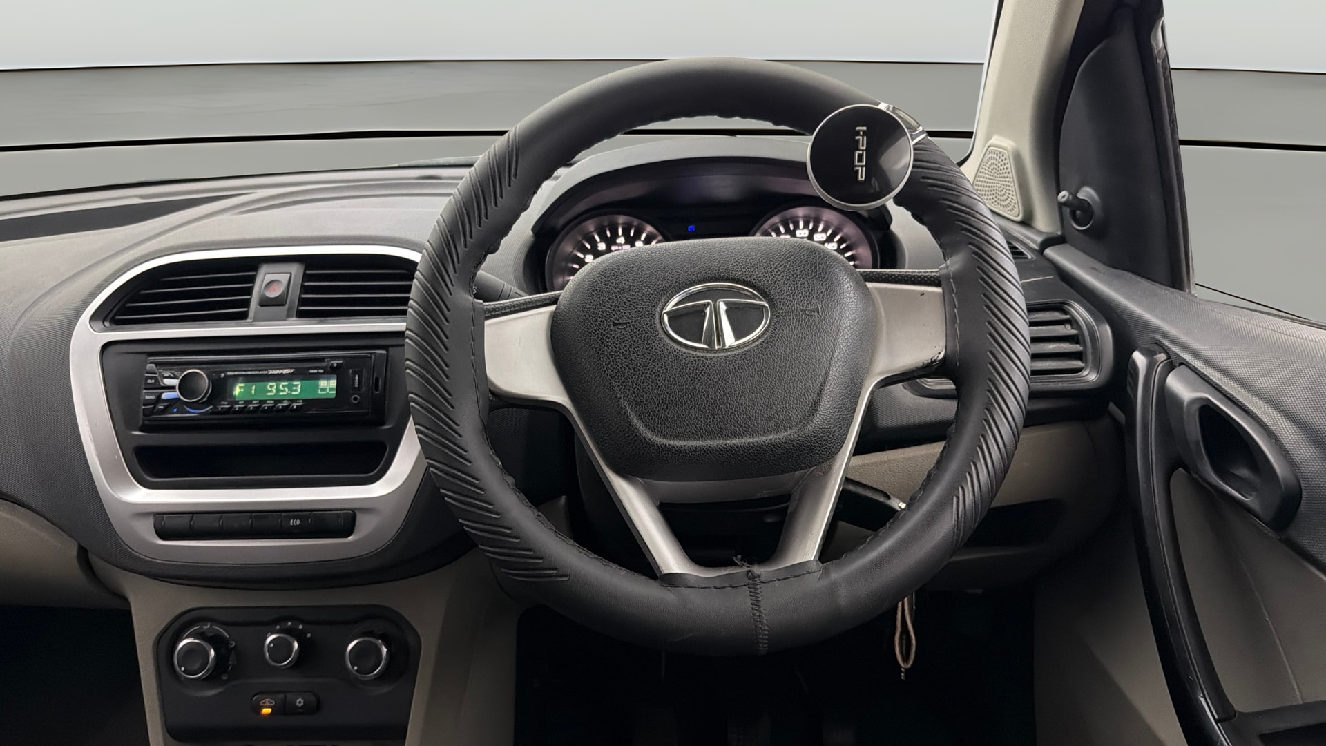 Used 2016 Tata Tiago Used 2016 Tata Tiago