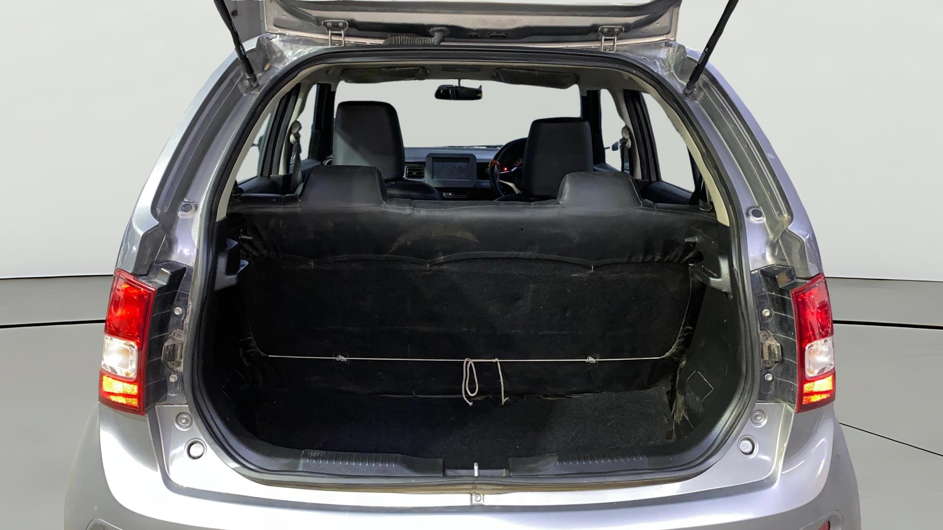 View 2022 Maruti Suzuki 1000 Base Variant Image 36 Used 2022 Maruti Suzuki 1000 Base Variant Image 36