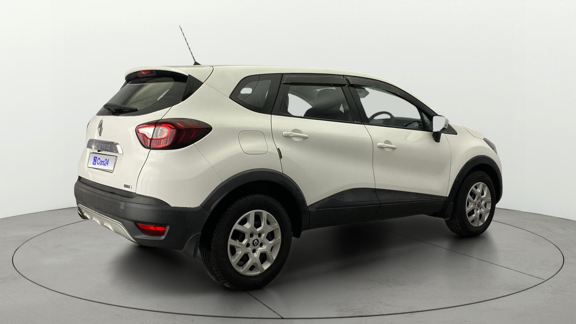 View 2018 Renault Captur RXE Diesel Image 44 Used 2018 Renault Captur RXE Diesel Image 44
