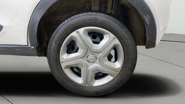 View Tata Nexon Image 11 Used Tata Nexon Image 11