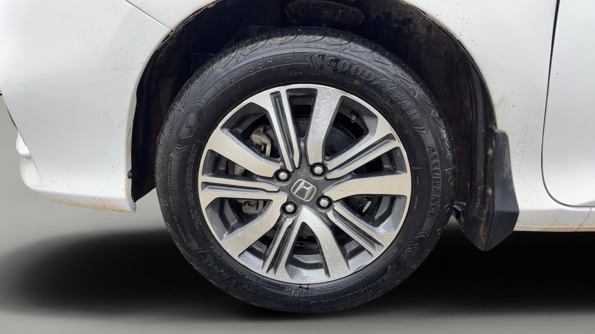 View 2021 Honda City ZX MT Diesel Anniversary Edition Image 34 Used 2021 Honda City ZX MT Diesel Anniversary Edition Image 34