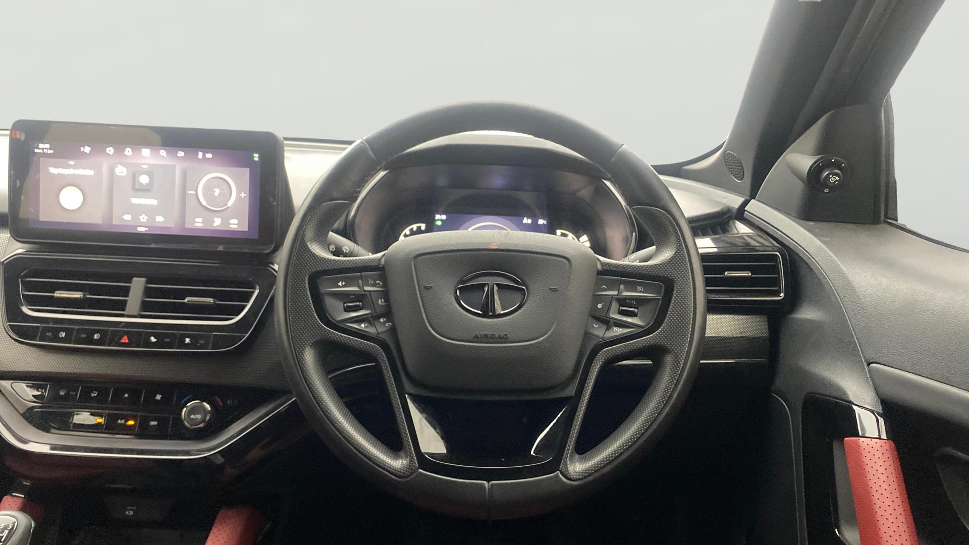 View 2024 Tata Harrier XZ plus Red Dark Edition Image 13 Used 2024 Tata Harrier XZ plus Red Dark Edition Image 13