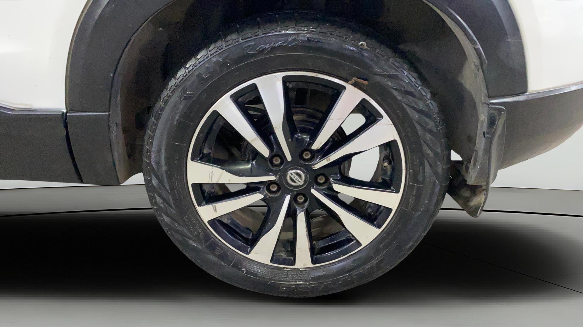 Used 2021 Nissan Kicks Used 2021 Nissan Kicks