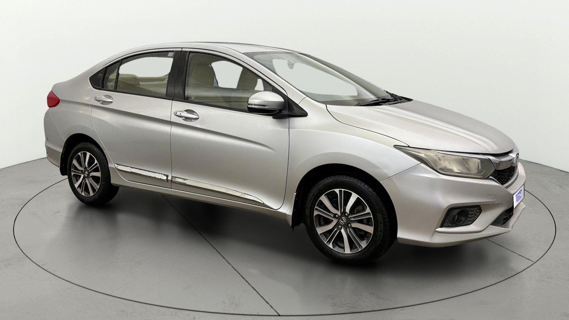 View 2017 Honda City ZX MT Diesel Anniversary Edition Image 23 Used 2017 Honda City ZX MT Diesel Anniversary Edition Image 23