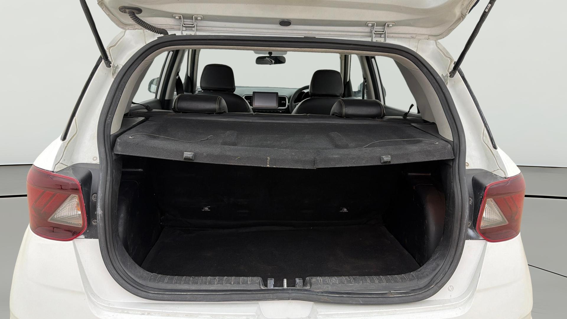 View 2020 Hyundai Venue SX 1.0 Petrol Image 40 Used 2020 Hyundai Venue SX 1.0 Petrol Image 40