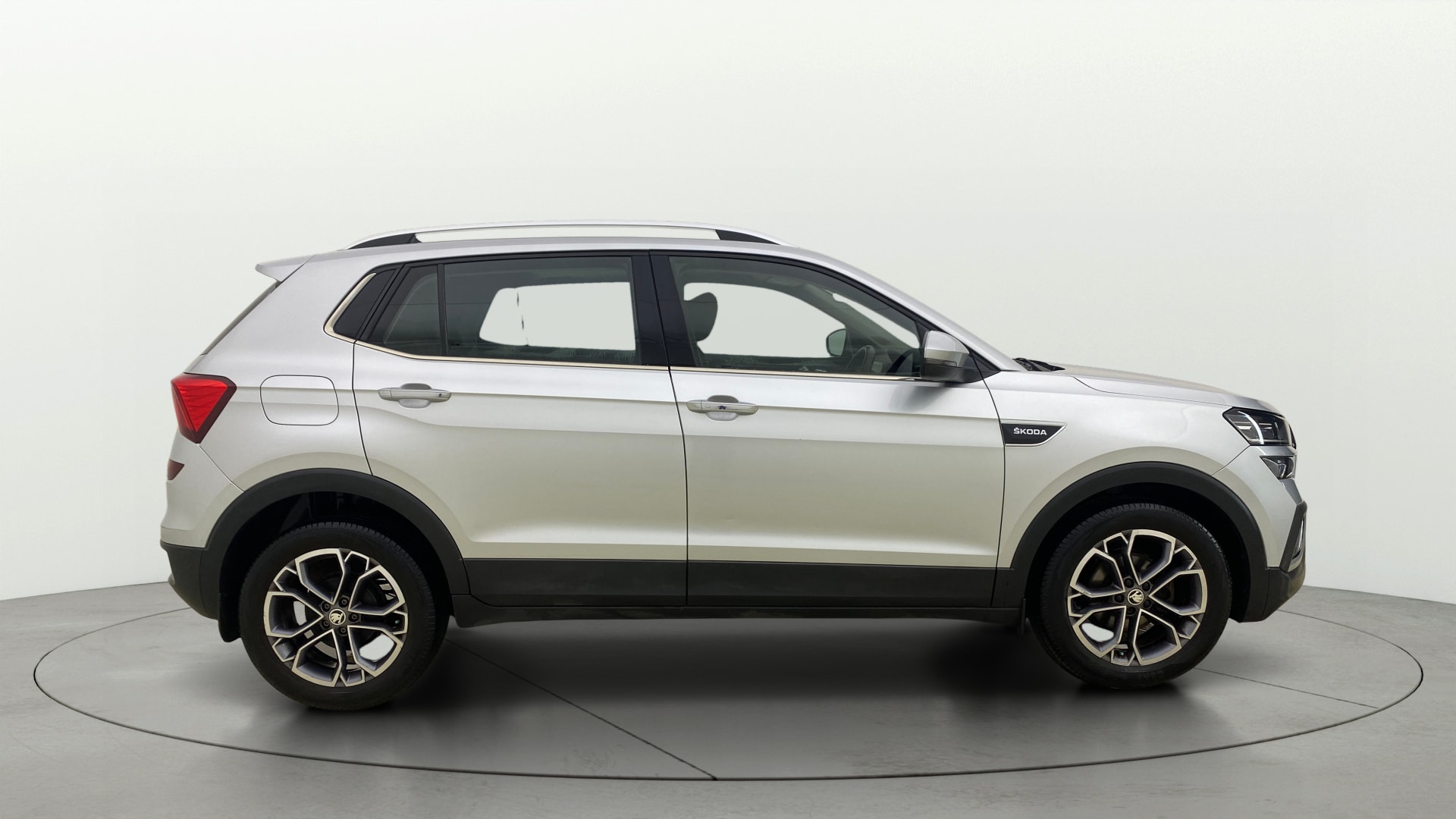 View 2022 Skoda Kushaq Style 1.0 TSI AT - 6 Airbags Image 28 Used 2022 Skoda Kushaq Style 1.0 TSI AT - 6 Airbags Image 28