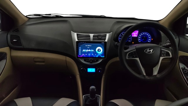 View Hyundai Fluidic Verna Image 15 Used Hyundai Fluidic Verna Image 15