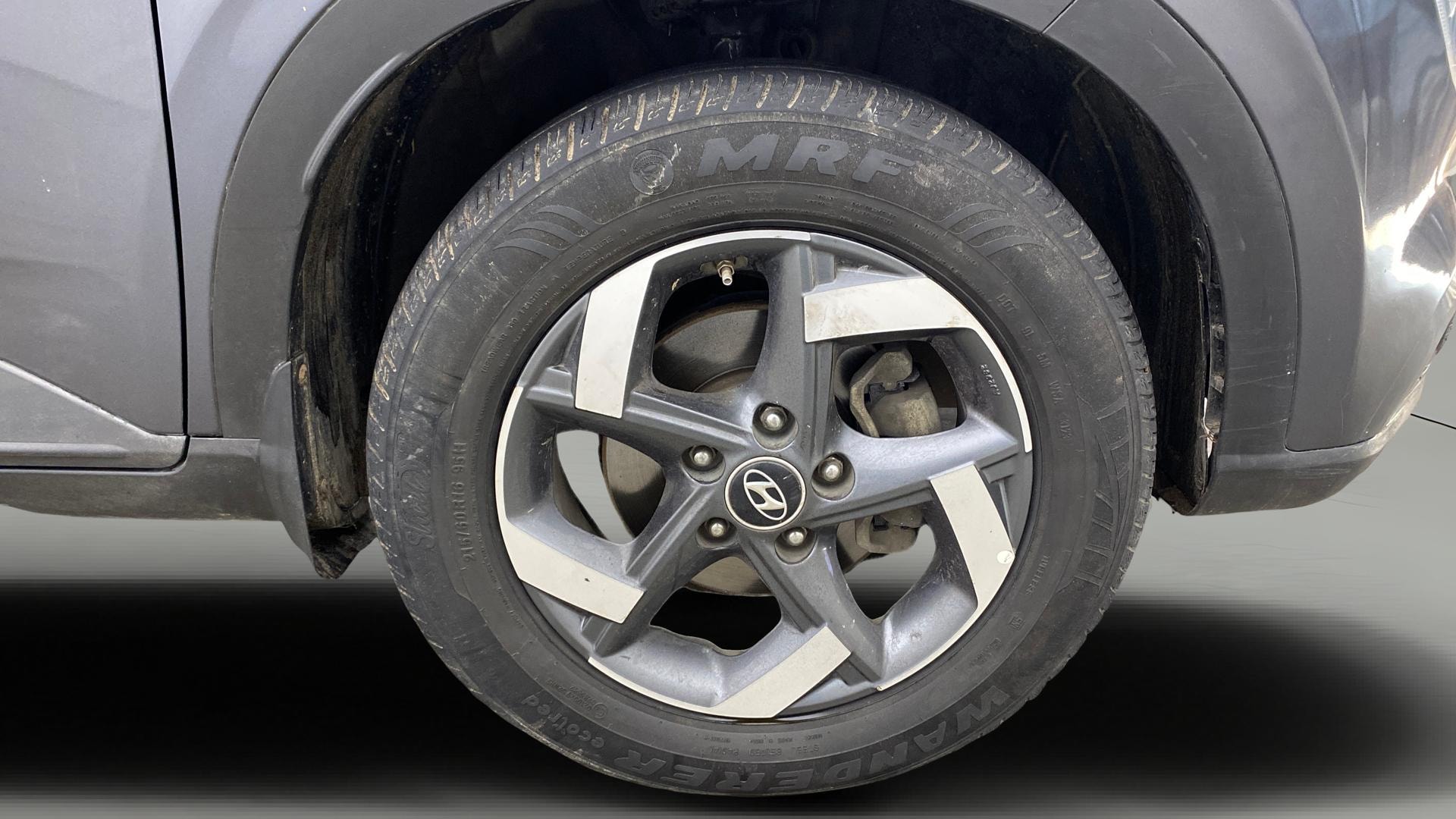 View 2021 Hyundai Venue SX Plus 1.0 Petrol AT Image 43 Used 2021 Hyundai Venue SX Plus 1.0 Petrol AT Image 43