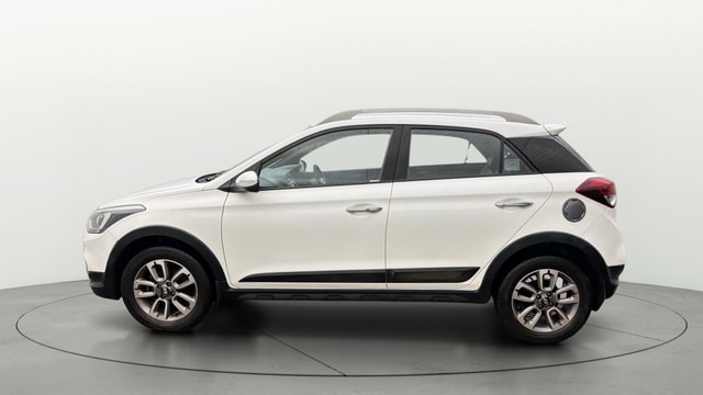 View Hyundai i20 Active Image 5 Used Hyundai i20 Active Image 5