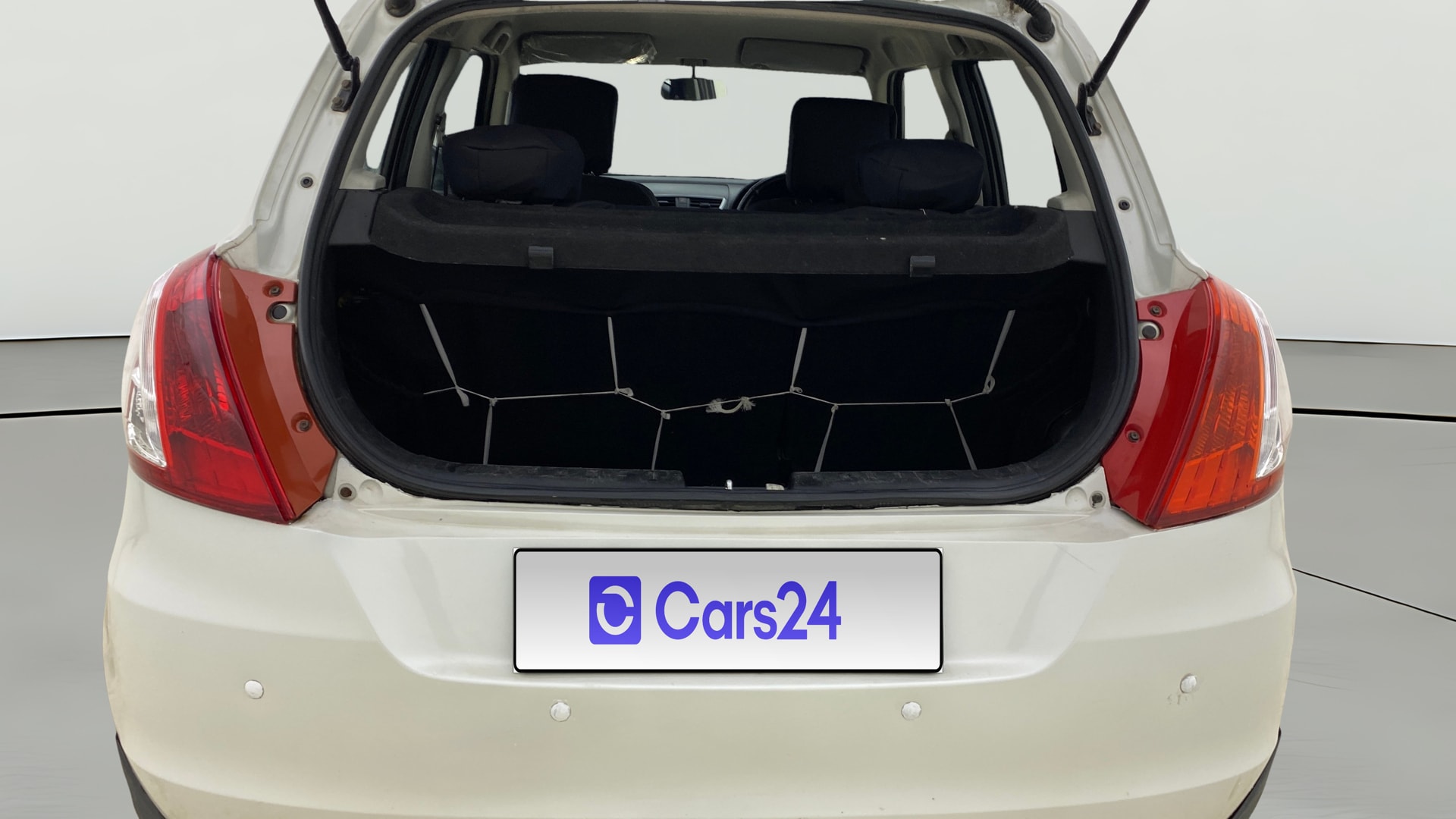 View 2017 Maruti Suzuki 1000 Base Variant Image 36 Used 2017 Maruti Suzuki 1000 Base Variant Image 36