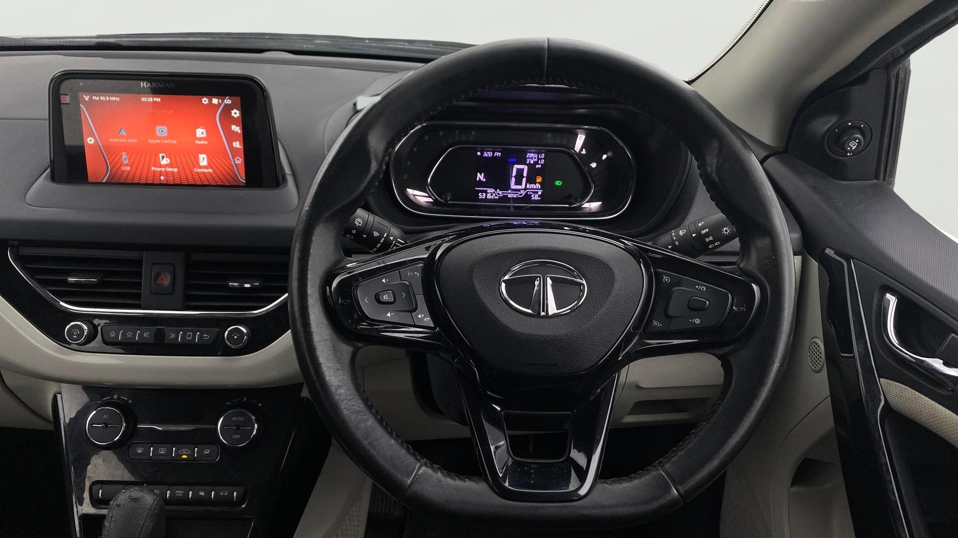 View 2021 Tata Nexon Revotorq XZA Plus (O) AMT Image 13 Used 2021 Tata Nexon Revotorq XZA Plus (O) AMT Image 13