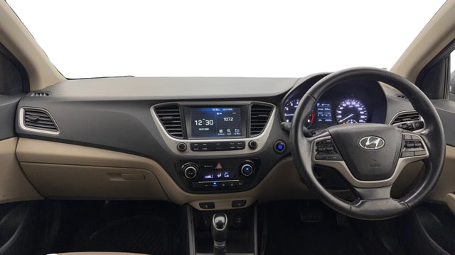 View Hyundai Verna Image 30 Used Hyundai Verna Image 30