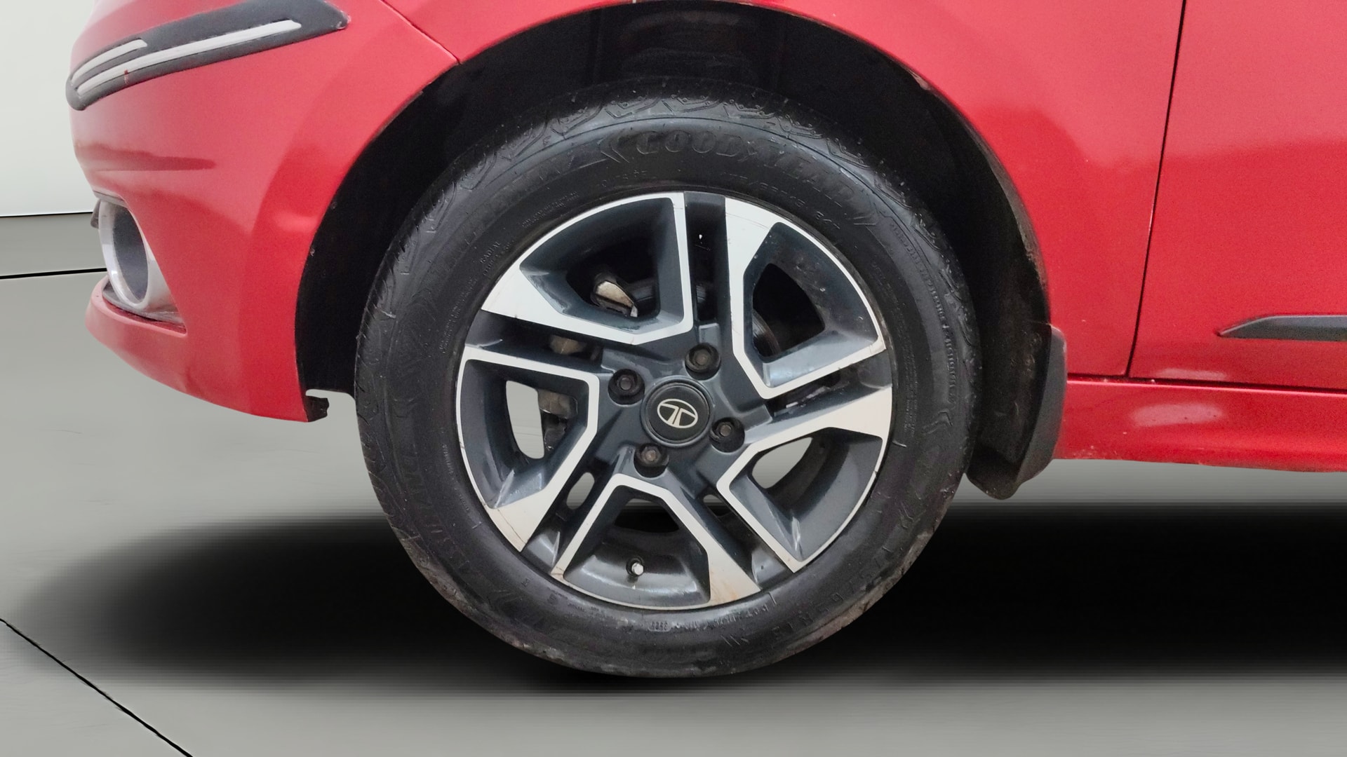 View 2019 Tata Tiago Revotorq XB Image 27 Used 2019 Tata Tiago Revotorq XB Image 27