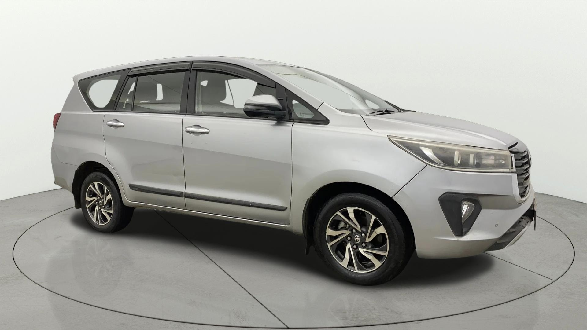 Used 2022 Toyota Innova Crysta Used 2022 Toyota Innova Crysta