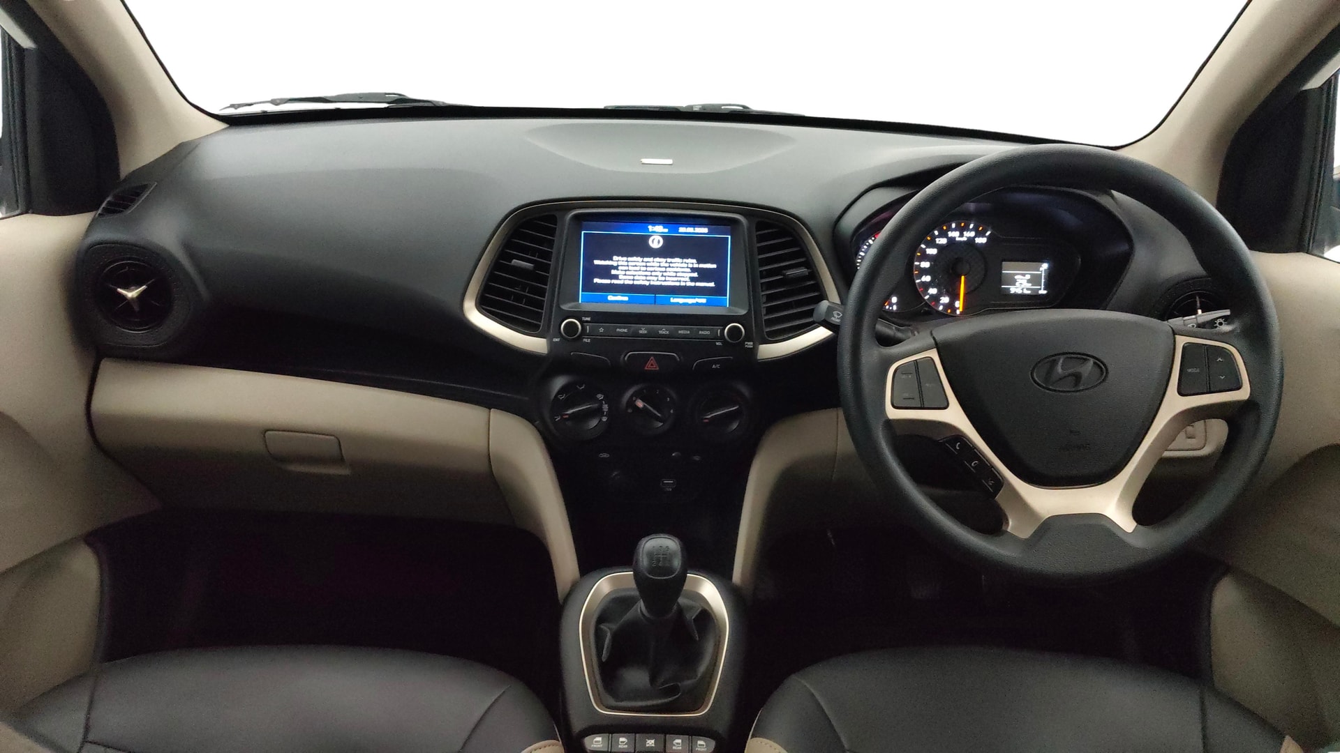 View 2021 Hyundai New Santro D-Lite Petrol Image 15 Used 2021 Hyundai New Santro D-Lite Petrol Image 15