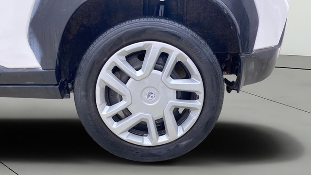 View Nissan Magnite Image 7 Used Nissan Magnite Image 7