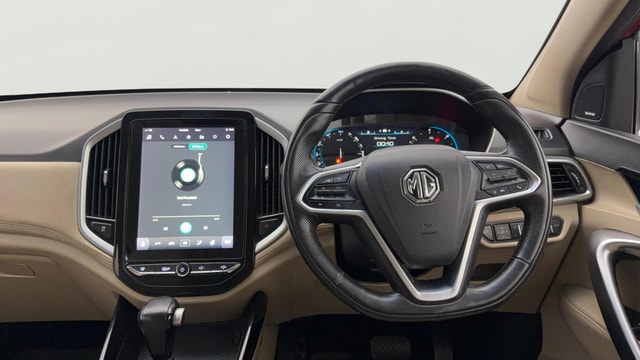 View MG Hector Image 13 Used MG Hector Image 13