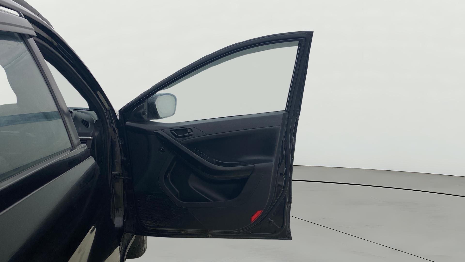 View 2024 Tata Nexon Revotron XE Image 46 Used 2024 Tata Nexon Revotron XE Image 46