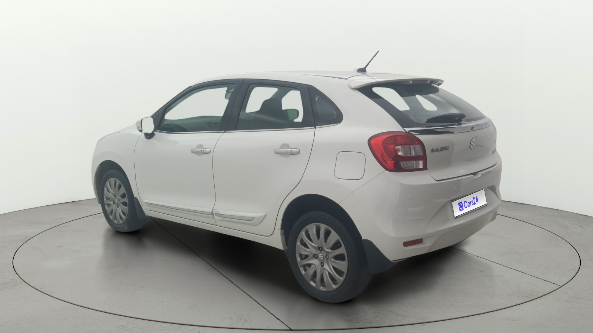 View 2017 Maruti Suzuki 1000 Base Variant Image 2 Used 2017 Maruti Suzuki 1000 Base Variant Image 2