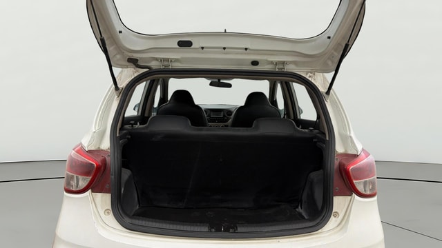 View Hyundai Grand i10 Image 36 Used Hyundai Grand i10 Image 36