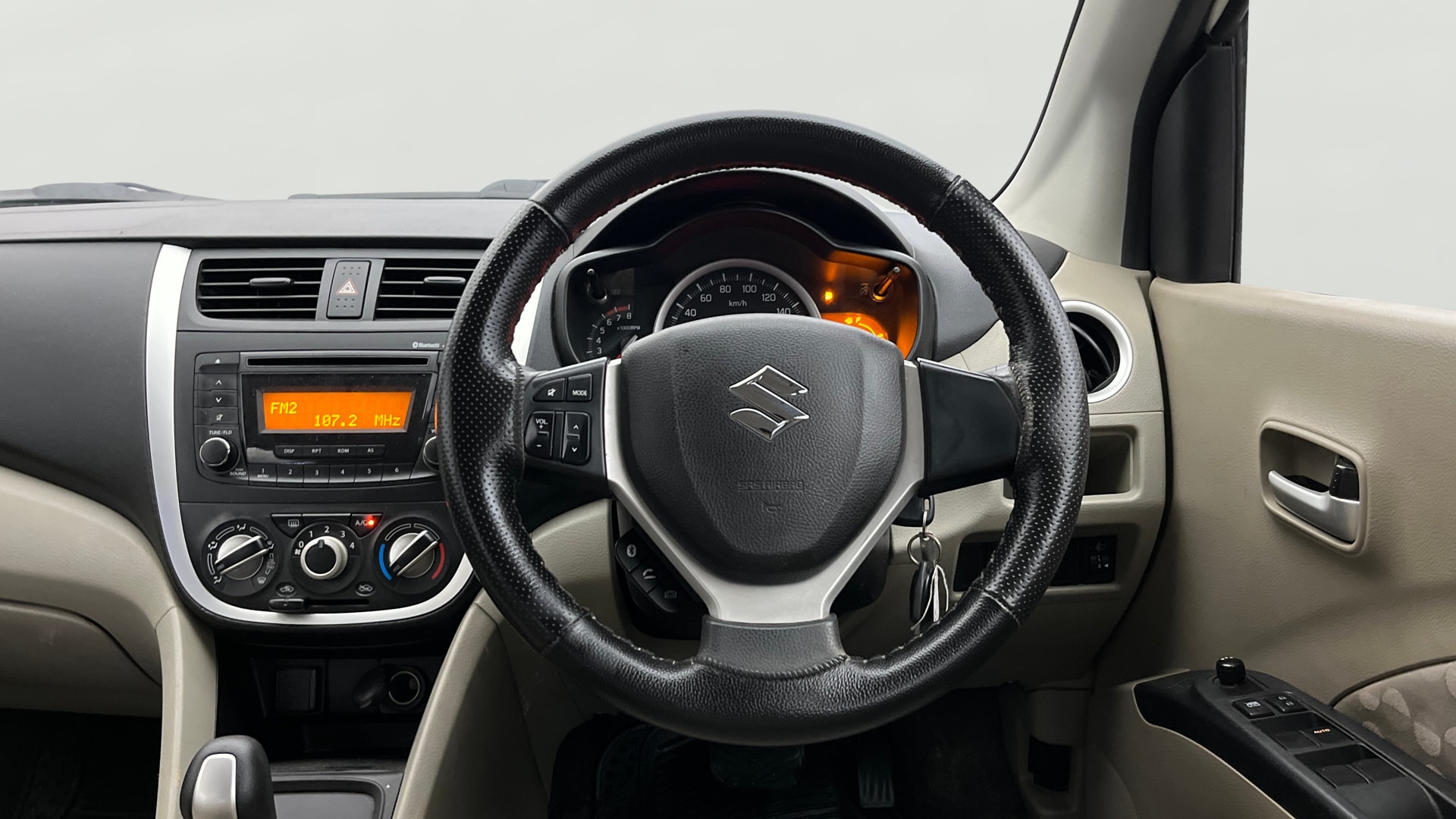 View 2017 Maruti Suzuki 1000 Base Variant Image 20 Used 2017 Maruti Suzuki 1000 Base Variant Image 20