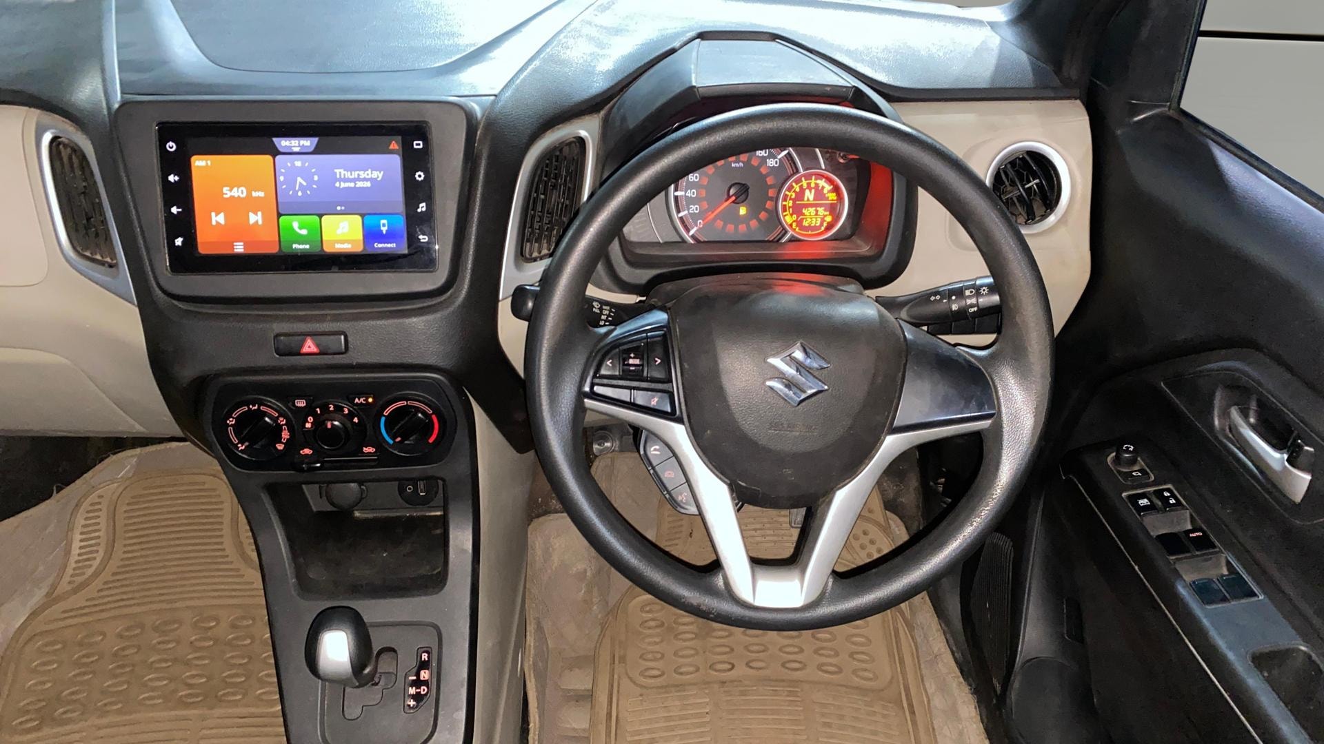 View 2020 Maruti Suzuki 1000 Base Variant Image 20 Used 2020 Maruti Suzuki 1000 Base Variant Image 20