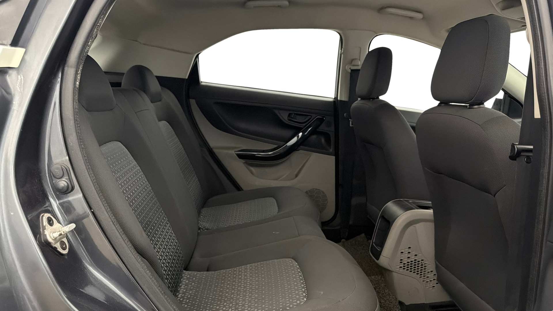 Used 2018 Tata Nexon Used 2018 Tata Nexon