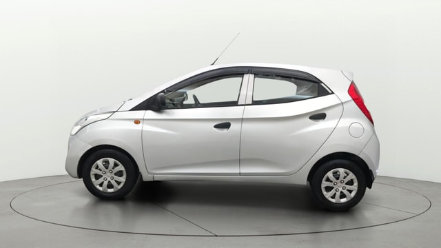 View Hyundai EON Image 5 Used Hyundai EON Image 5