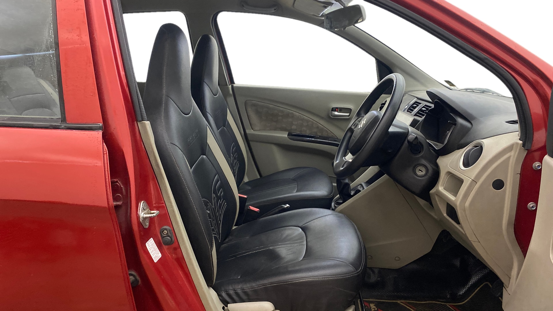 View 2014 Maruti Suzuki 1000 Base Variant Image 26 Used 2014 Maruti Suzuki 1000 Base Variant Image 26
