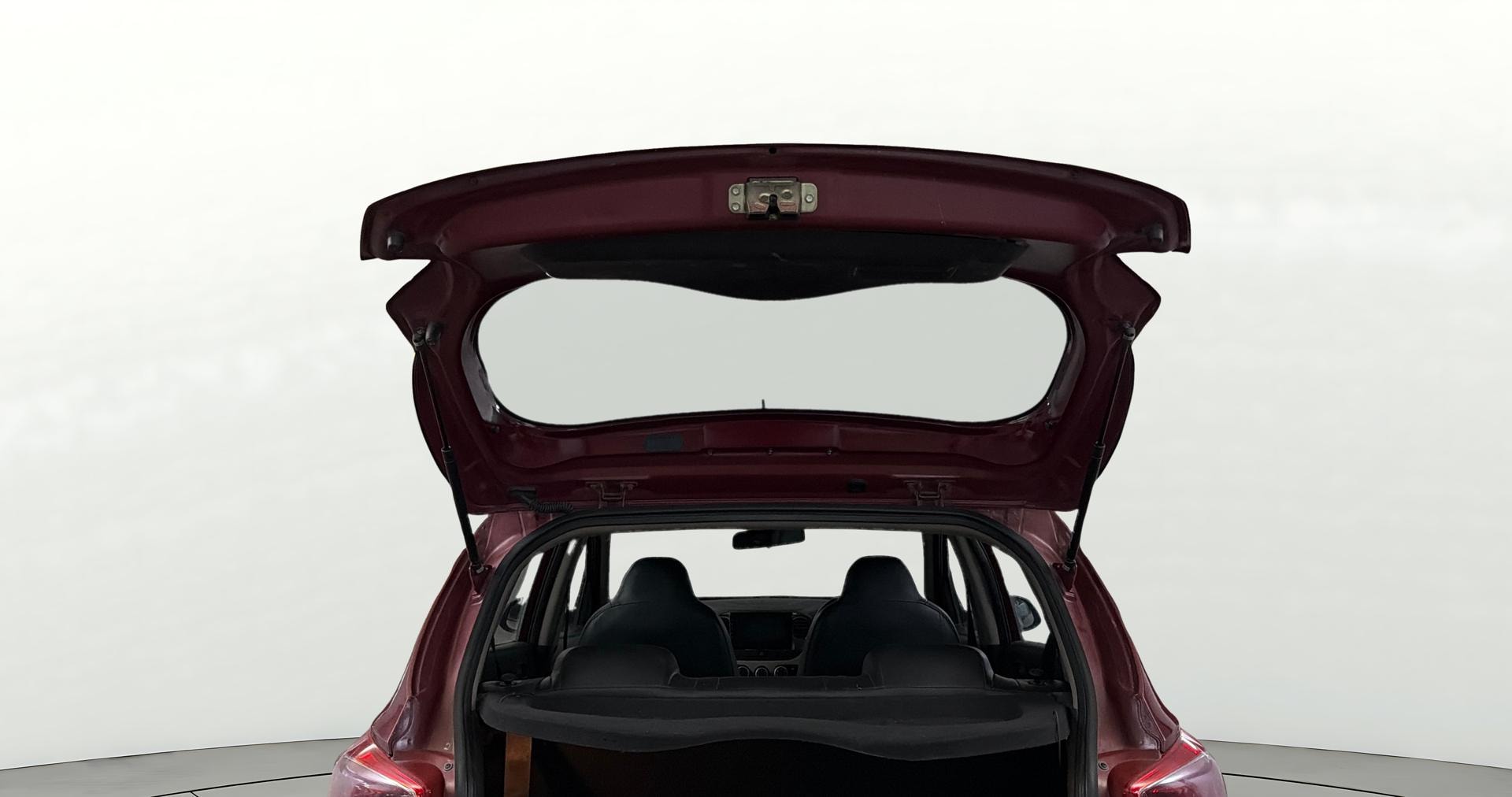View 2014 Hyundai Grand i10 Magna 1.2 Kappa VTVT Image 30 Used 2014 Hyundai Grand i10 Magna 1.2 Kappa VTVT Image 30