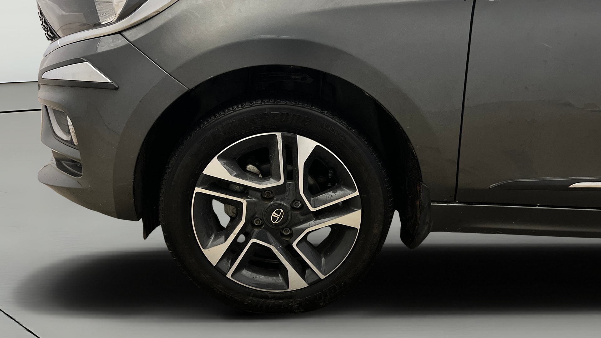 Used 2023 Tata Tiago Used 2023 Tata Tiago