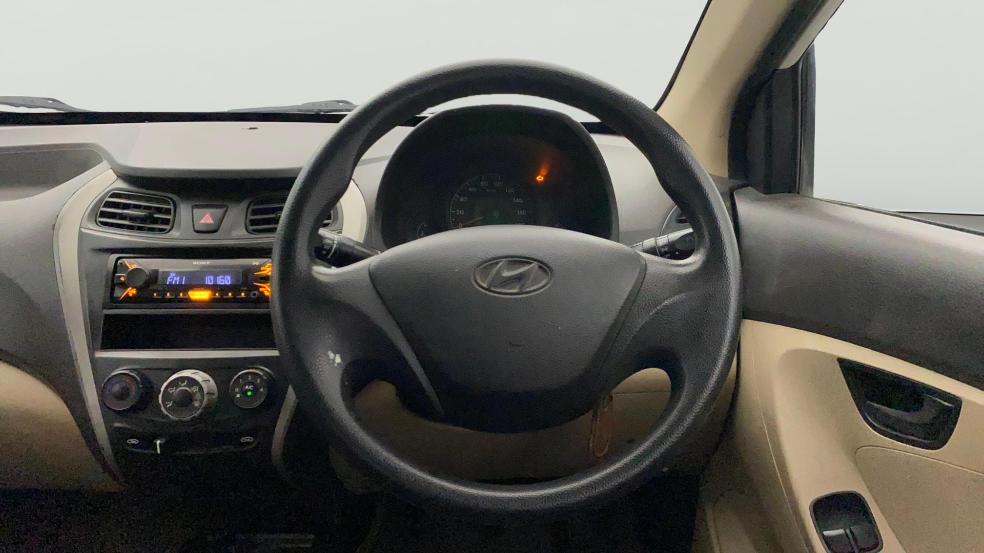 View 2017 Hyundai EON Era Plus Image 20 Used 2017 Hyundai EON Era Plus Image 20