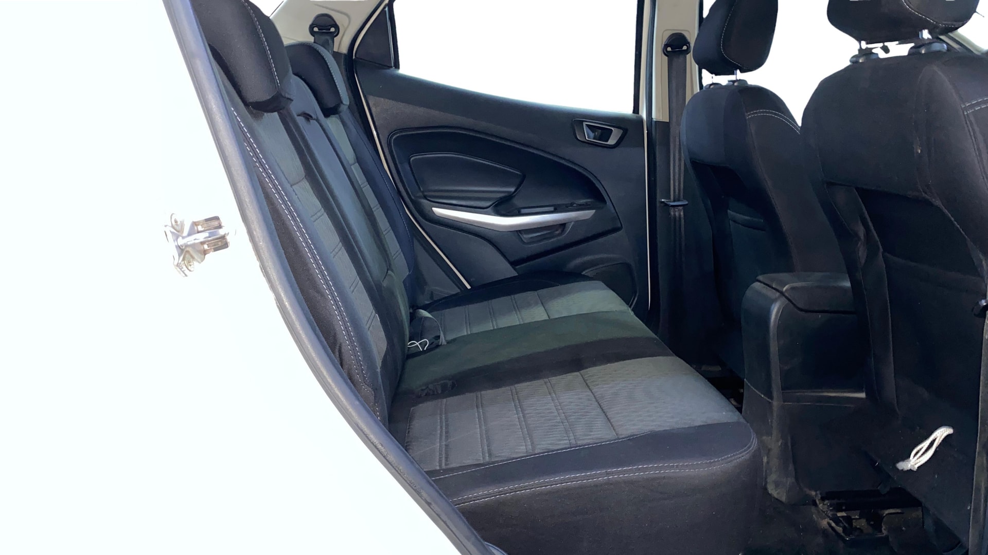 View 2019 Ford EcoSport 1.5 TDCi Diesel Ambiente BS IV Image 38 Used 2019 Ford EcoSport 1.5 TDCi Diesel Ambiente BS IV Image 38