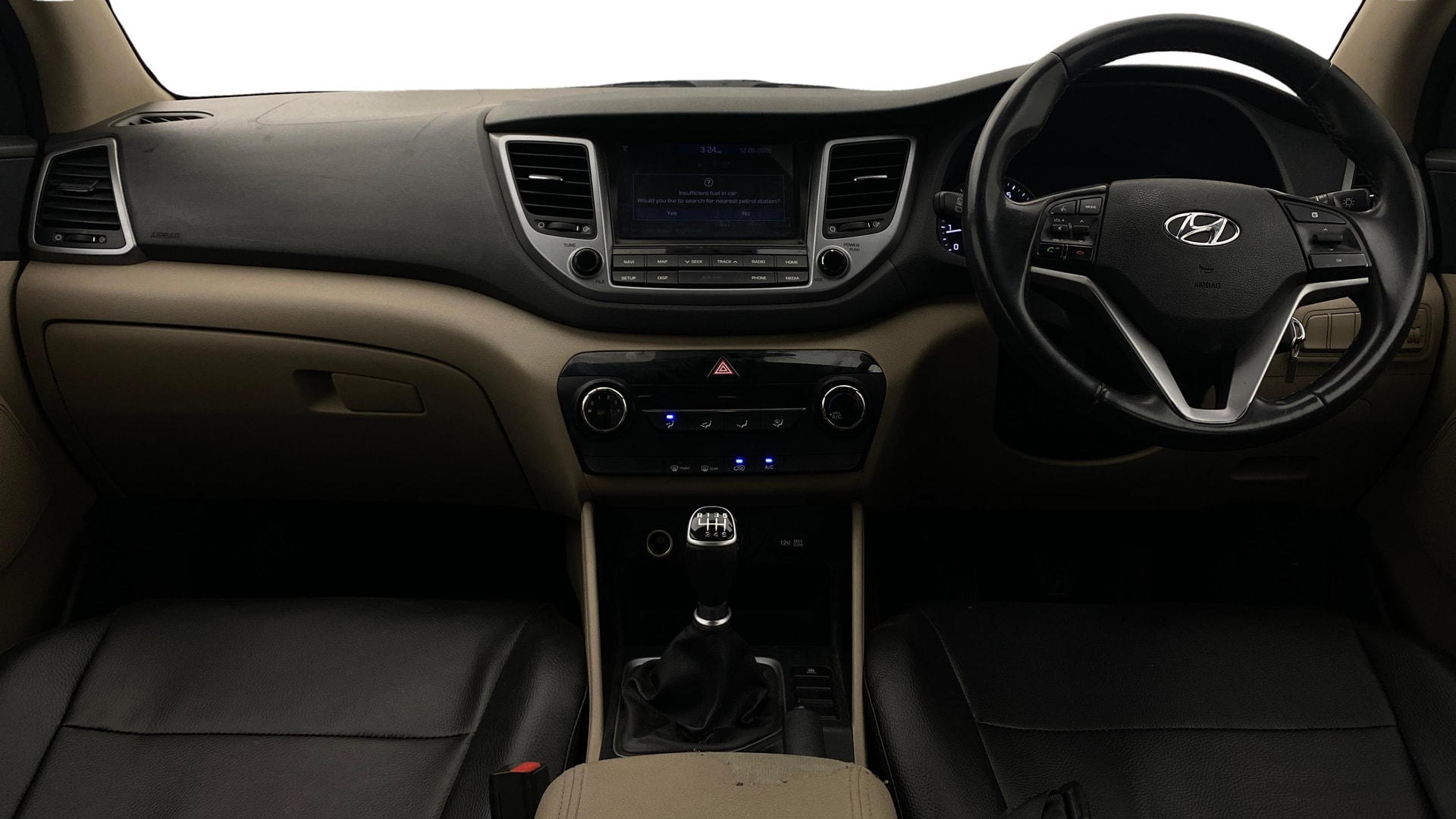 View 2019 Hyundai Tucson Nu 2.0 6-Speed Manual Base BS IV Image 15 Used 2019 Hyundai Tucson Nu 2.0 6-Speed Manual Base BS IV Image 15