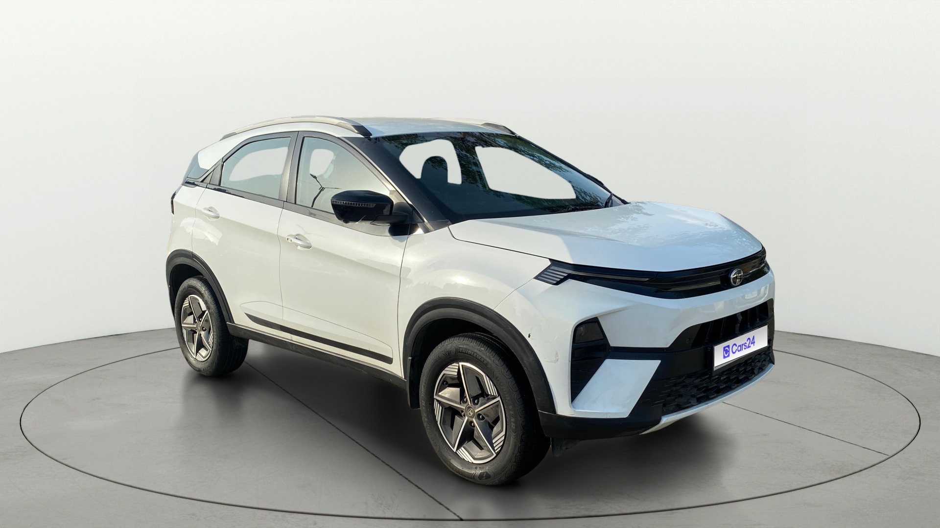 View 2024 Tata Nexon Revotron XE Image 22 Used 2024 Tata Nexon Revotron XE Image 22