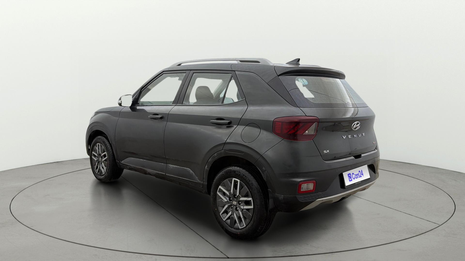 View 2021 Hyundai Venue SX 1.0 iMT Petrol Image 2 Used 2021 Hyundai Venue SX 1.0 iMT Petrol Image 2