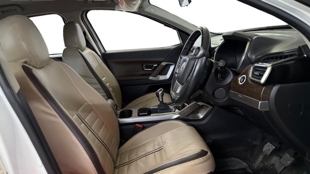 View Tata Harrier Image 27 Used Tata Harrier Image 27