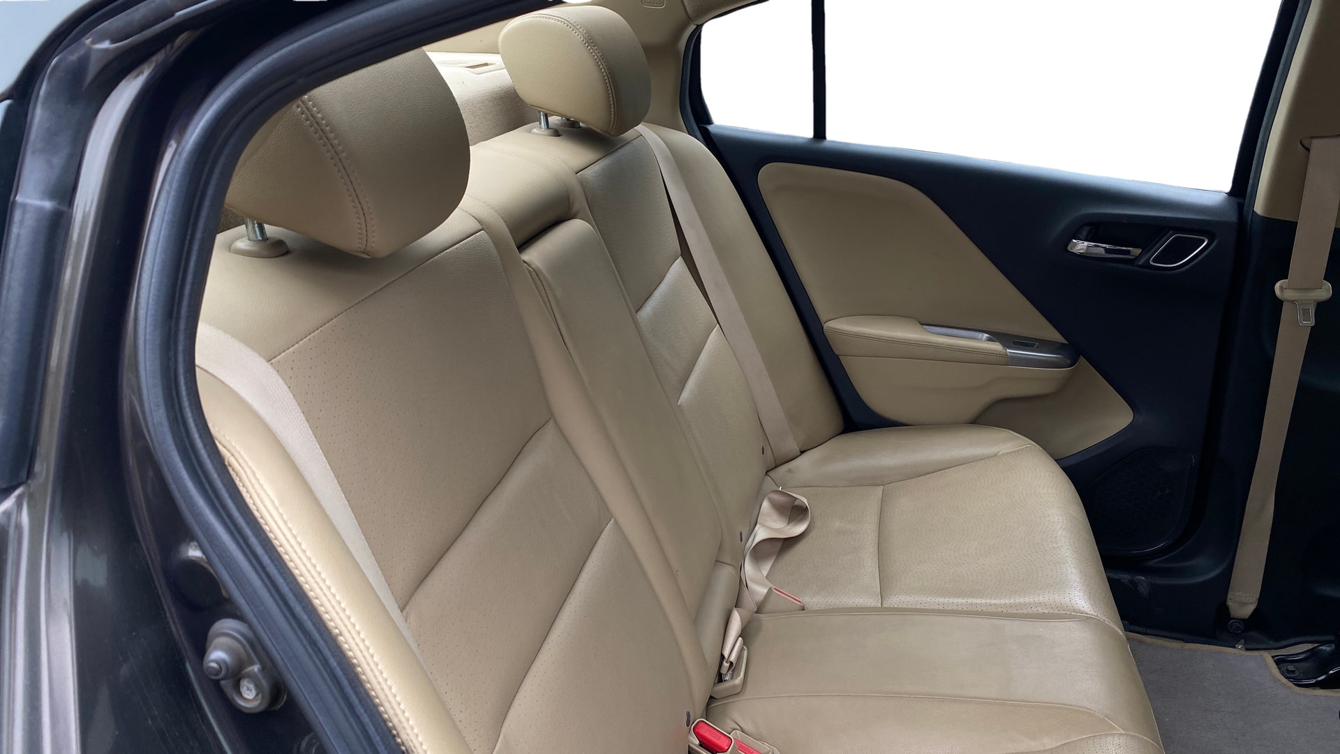 View 2017 Honda City ZX CVT Image 38 Used 2017 Honda City ZX CVT Image 38