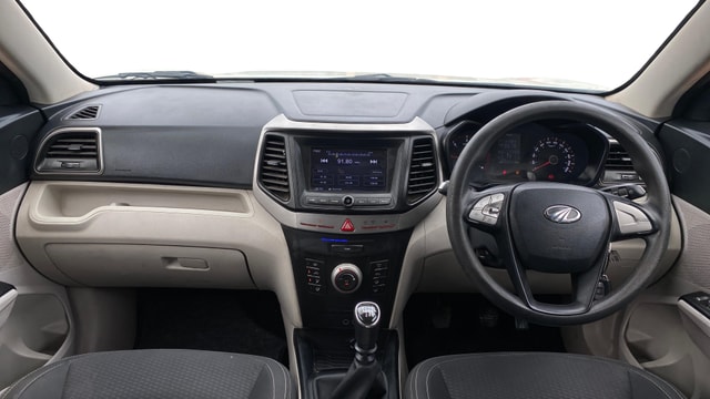 View Mahindra XUV300 Image 15 Used Mahindra XUV300 Image 15