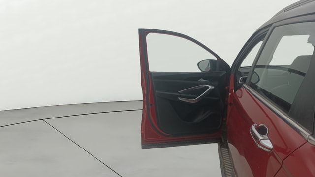 View MG Hector Image 38 Used MG Hector Image 38