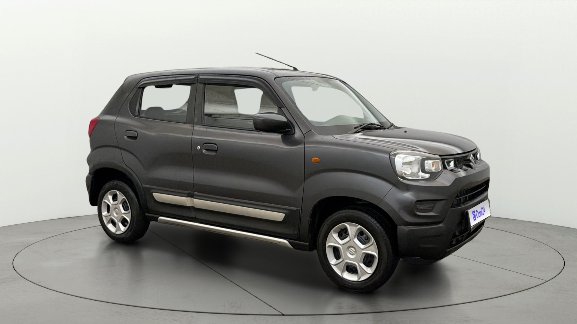 View 2021 Maruti Suzuki 1000 Base Variant Image 21 Used 2021 Maruti Suzuki 1000 Base Variant Image 21