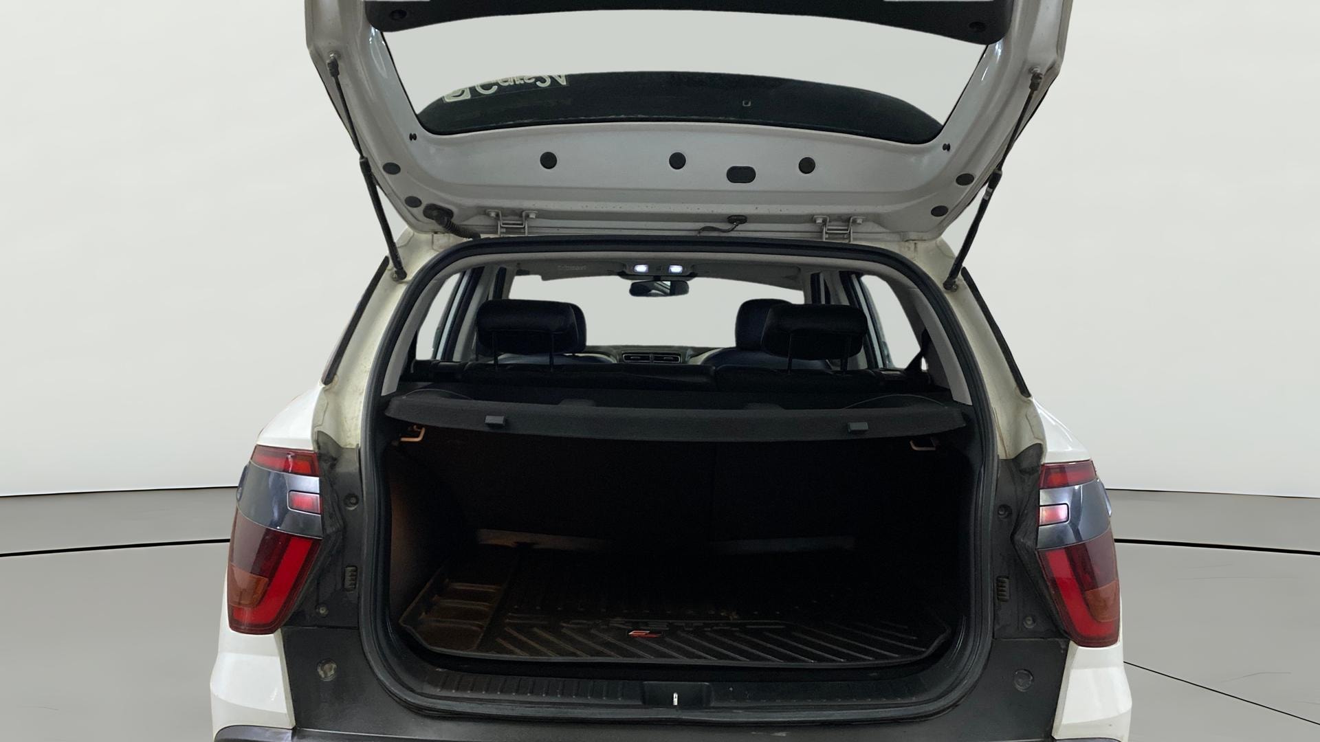 View 2022 Hyundai Creta 1.4 E Diesel Image 42 Used 2022 Hyundai Creta 1.4 E Diesel Image 42
