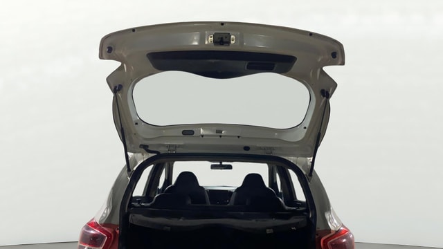 View Hyundai Grand i10 Image 16 Used Hyundai Grand i10 Image 16
