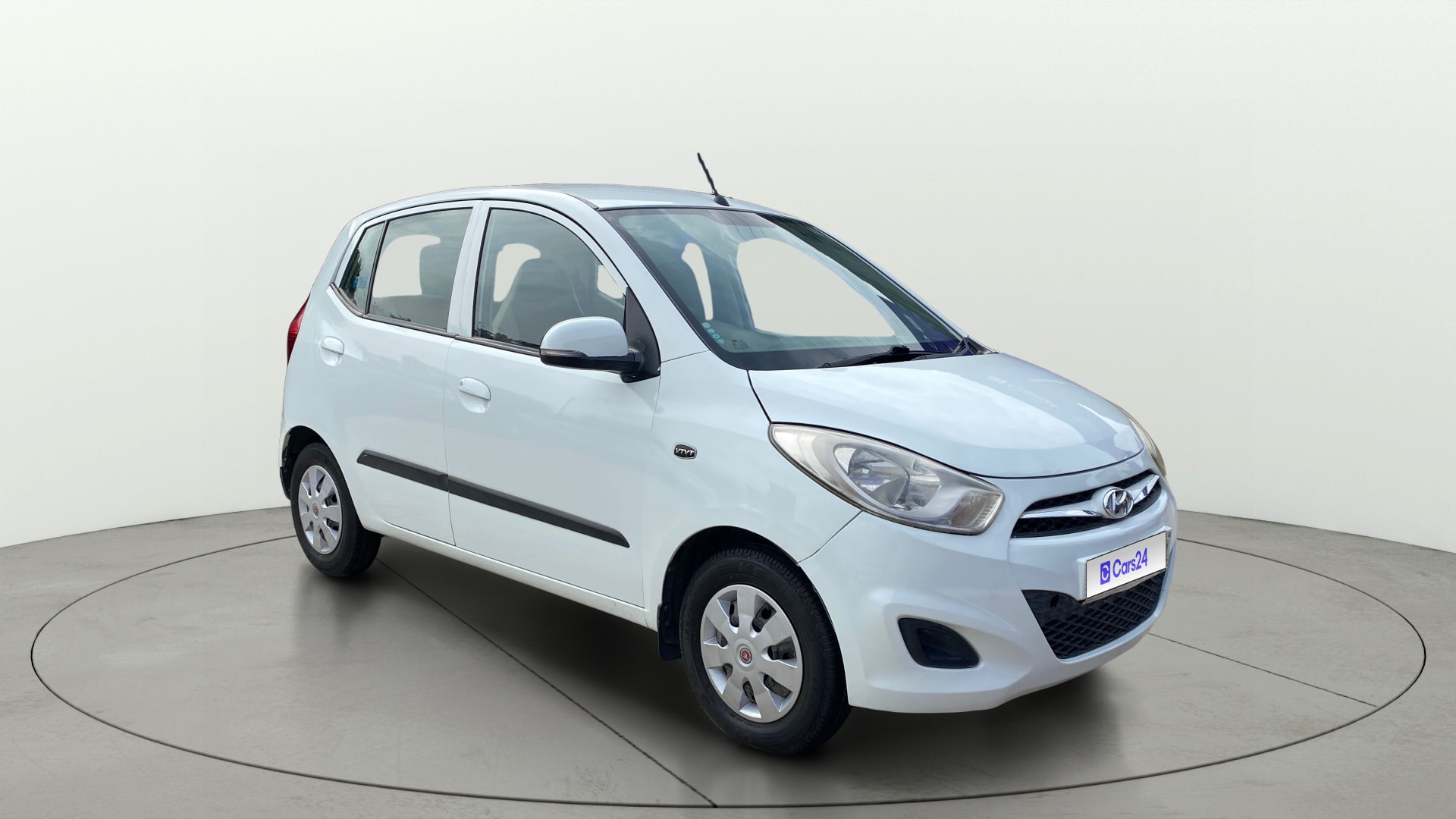View 2013 Hyundai i10 1.2 Magna MT Image 21 Used 2013 Hyundai i10 1.2 Magna MT Image 21