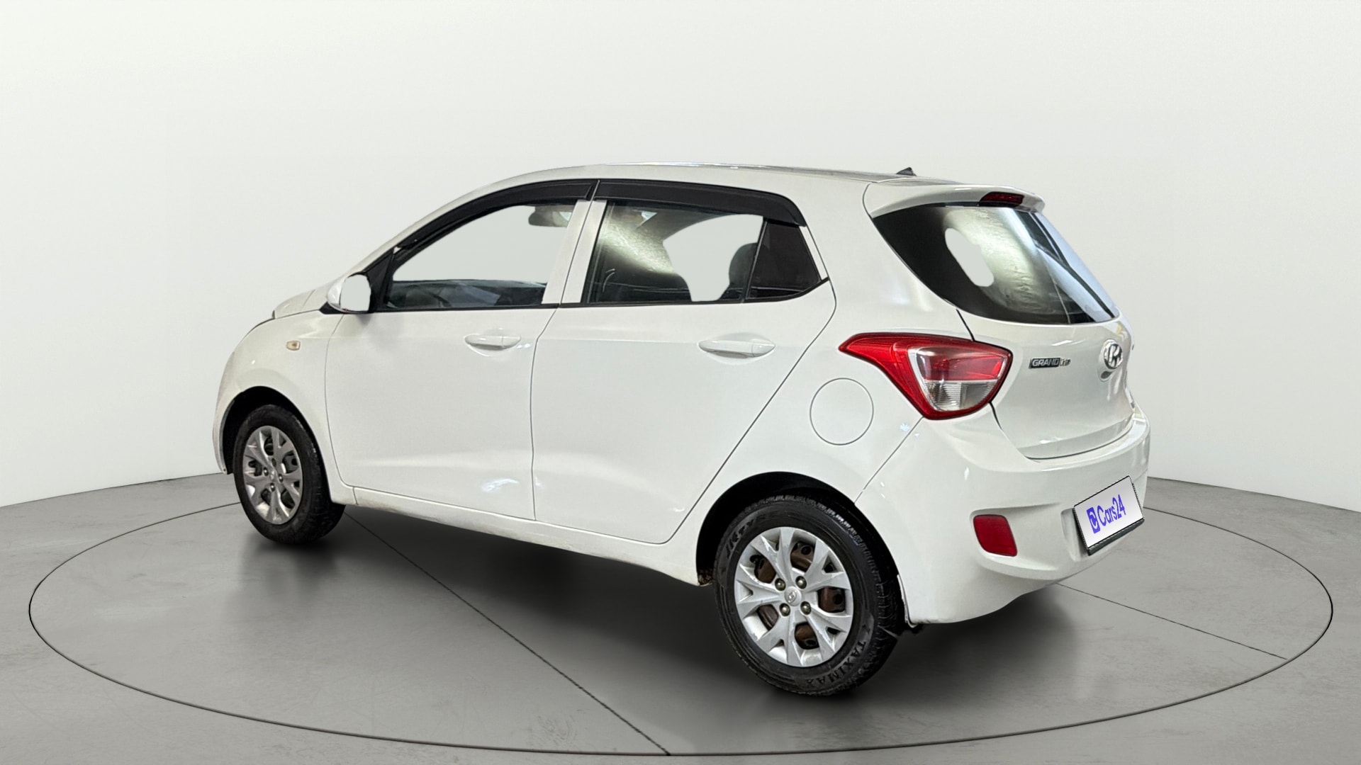 View 2016 Hyundai Grand i10 Magna 1.2 Kappa VTVT Image 2 Used 2016 Hyundai Grand i10 Magna 1.2 Kappa VTVT Image 2