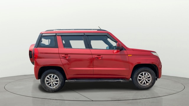 View Mahindra TUV300 Image 8 Used Mahindra TUV300 Image 8