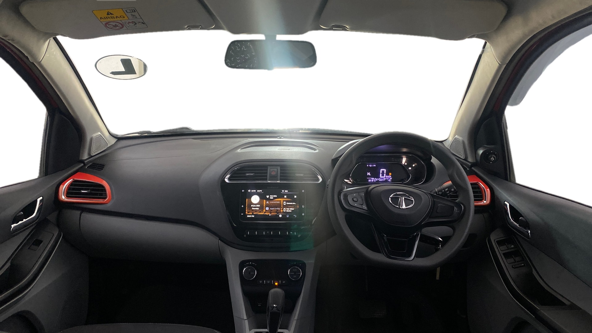 View 2021 Tata Tiago Revotorq XB Image 15 Used 2021 Tata Tiago Revotorq XB Image 15