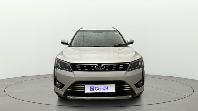 View Mahindra XUV300 Image 1 Used Mahindra XUV300 Image 1